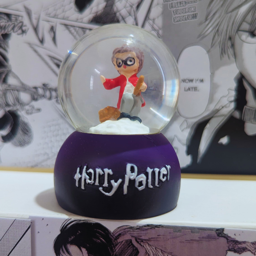 Harry Potter Red Snow Globe with Light - Lamp