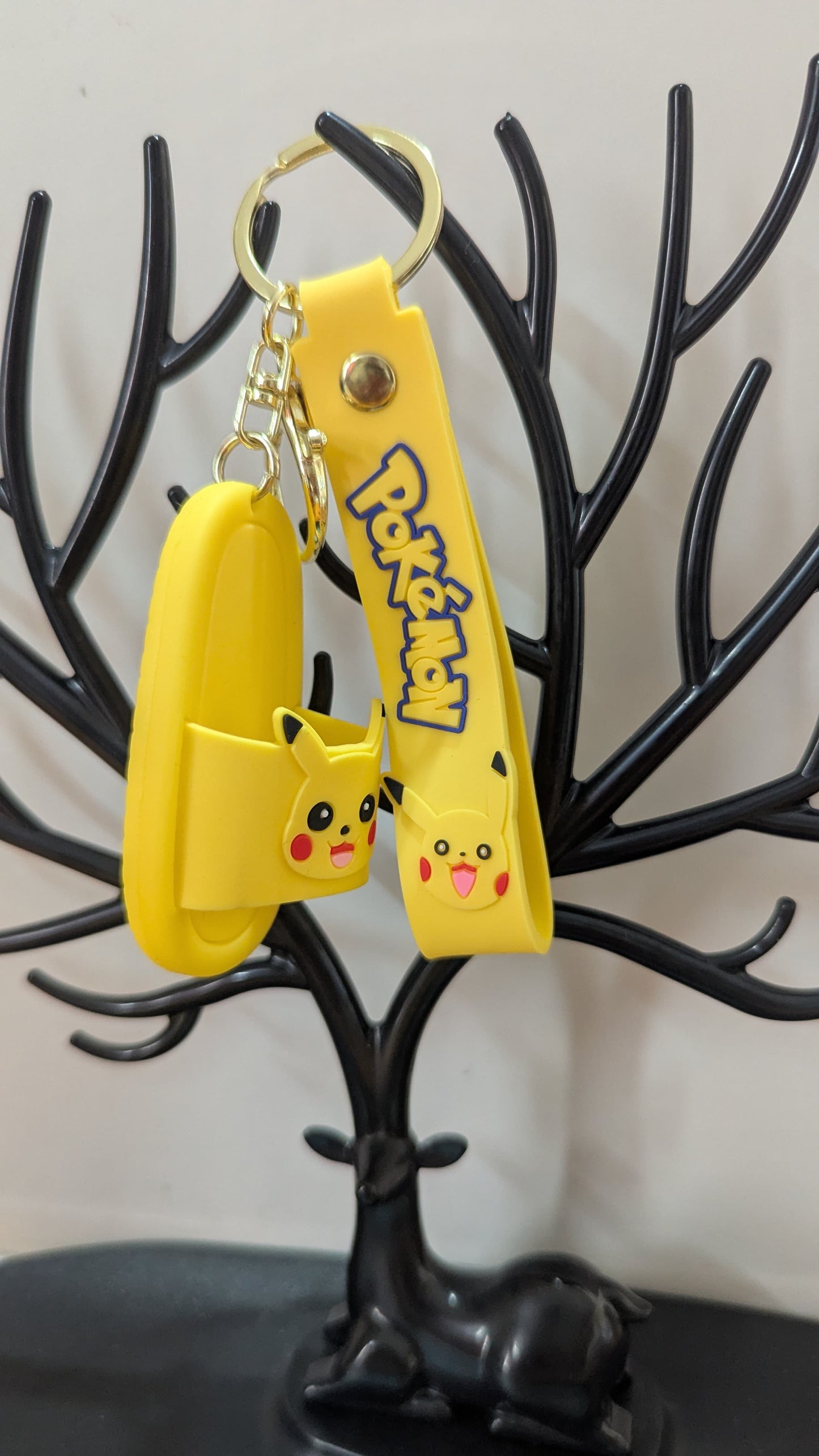 Pokemon - Pikachu Slipper - Keychain