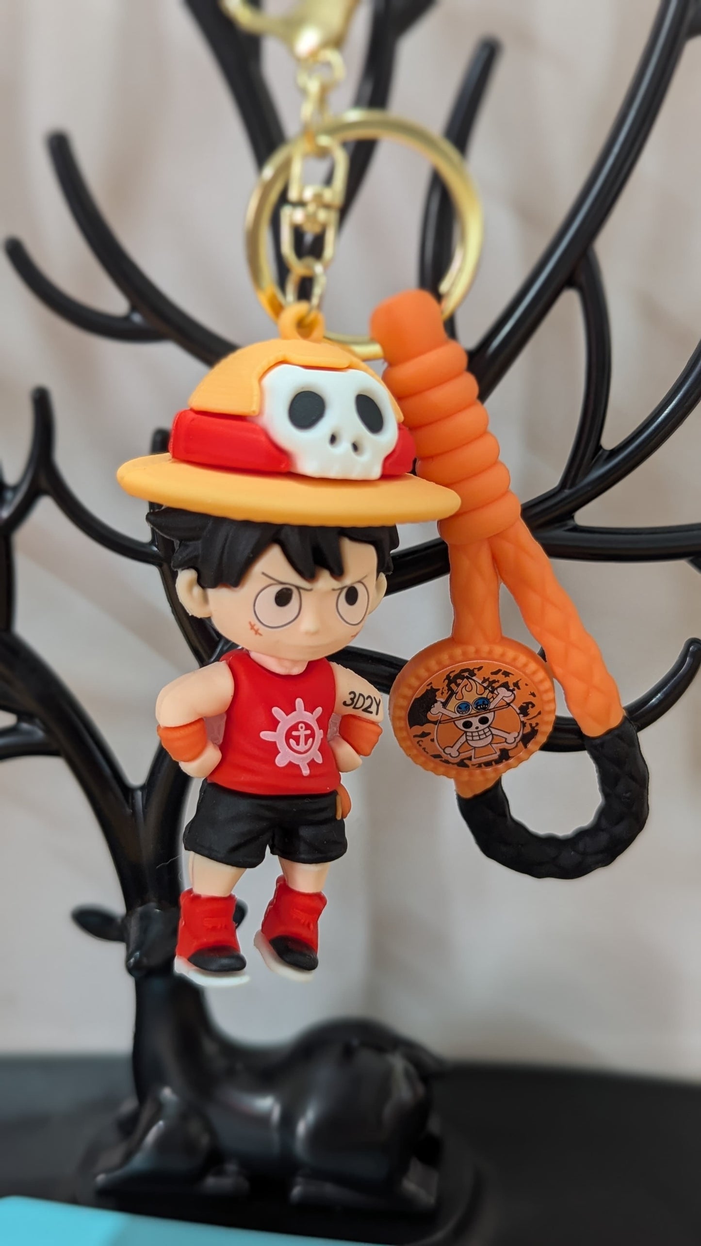 One Piece - Luffy with Skull logo on hat - Keychain