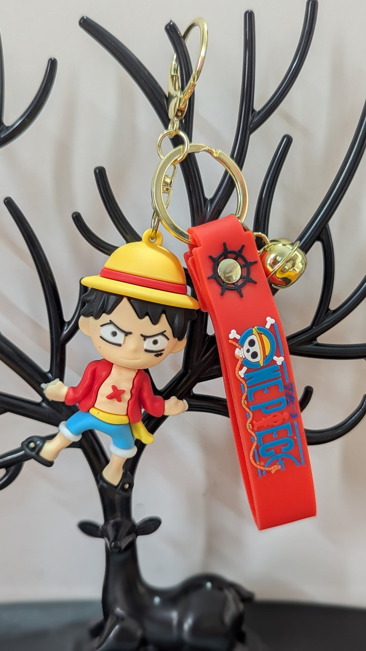 One Piece - Luffy with Straw hat on head - Keychain